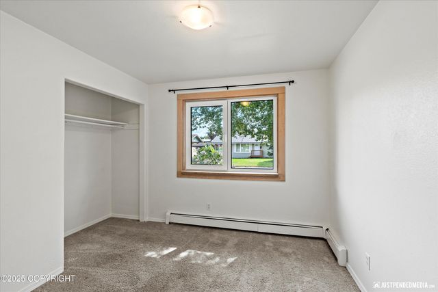 3135 E 17th Avenue, Anchorage, AK 99508