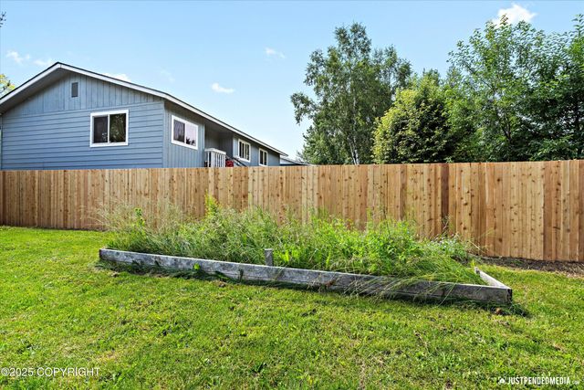 3135 E 17th Avenue, Anchorage, AK 99508