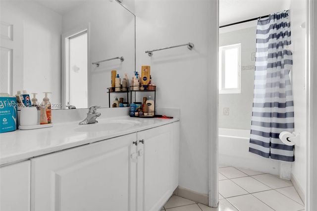 1760 NE 36th Ave, Homestead, FL 33033