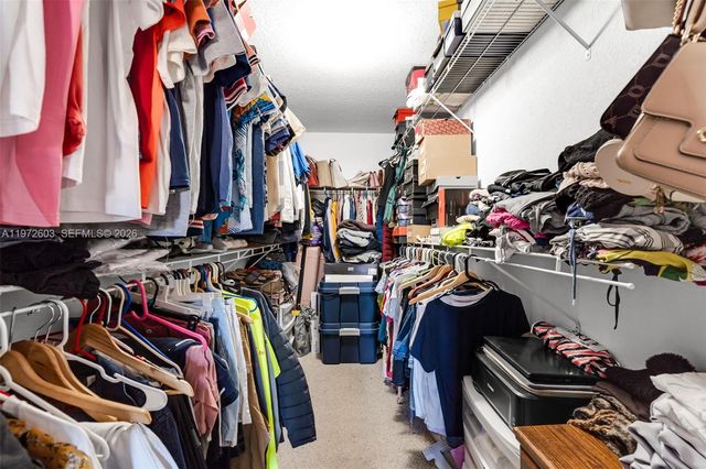 1760 NE 36th Ave, Homestead, FL 33033