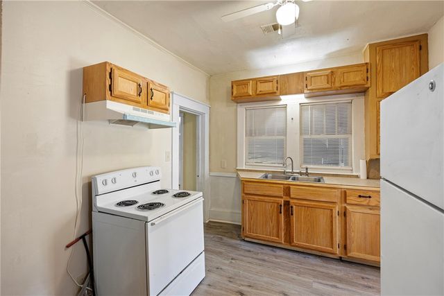 709 N Griffin Street, Morrilton, AR 72110