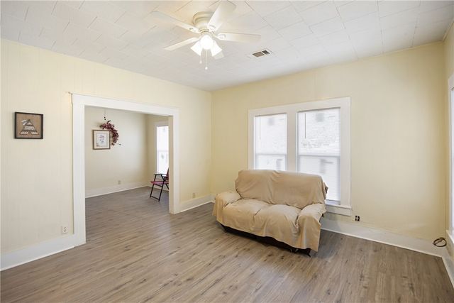 709 N Griffin Street, Morrilton, AR 72110