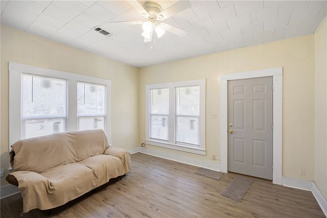 709 N Griffin Street, Morrilton, AR 72110