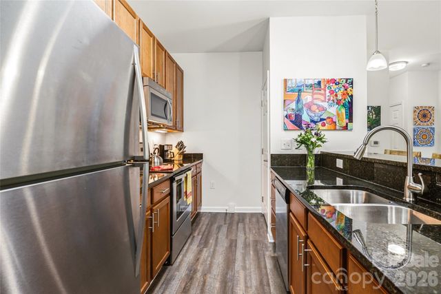142 Brickton Village Circle 202, Fletcher, NC 28732