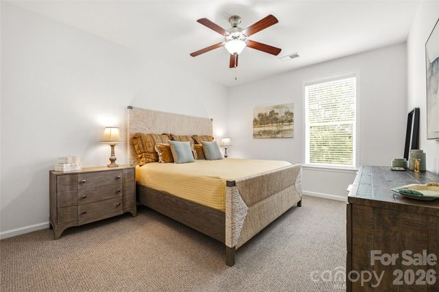 142 Brickton Village Circle 202, Fletcher, NC 28732
