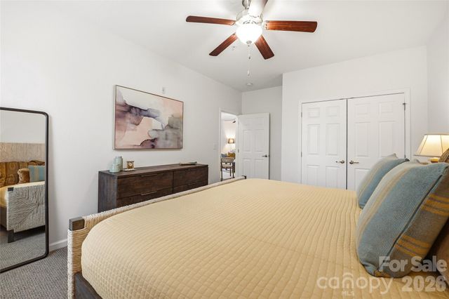 142 Brickton Village Circle 202, Fletcher, NC 28732