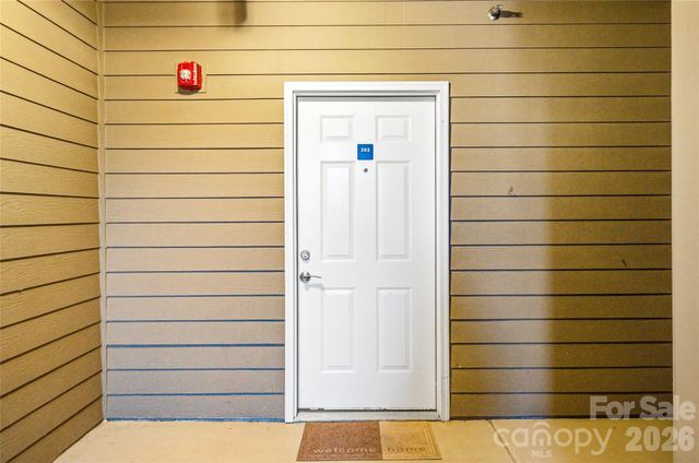 142 Brickton Village Circle 202, Fletcher, NC 28732