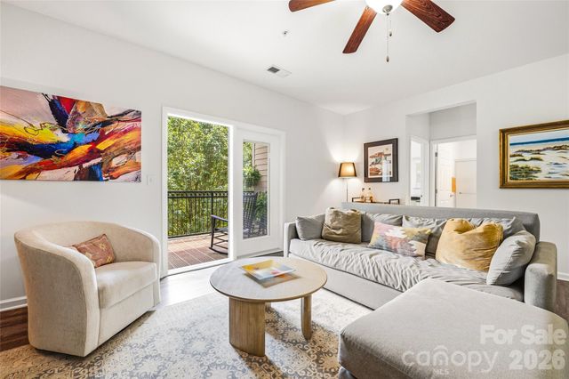 142 Brickton Village Circle 202, Fletcher, NC 28732