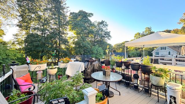 74 Elm St A, Framingham, MA 01701