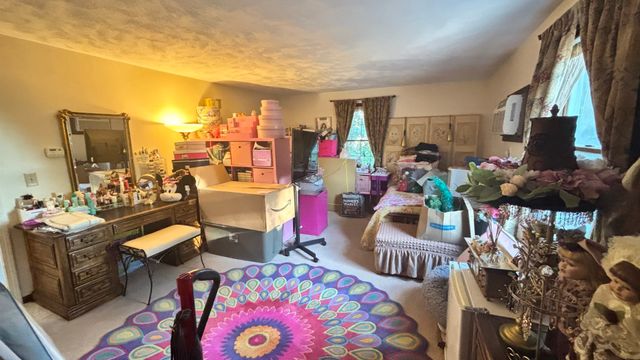 74 Elm St A, Framingham, MA 01701