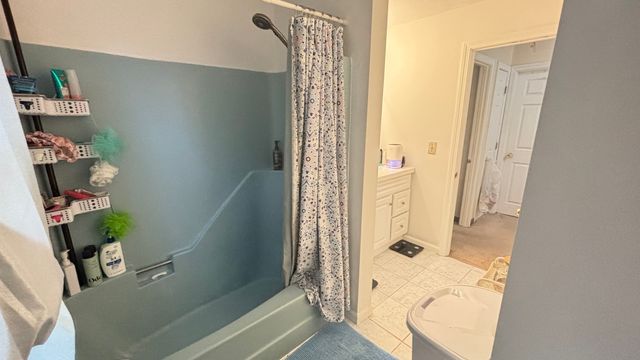 74 Elm St A, Framingham, MA 01701