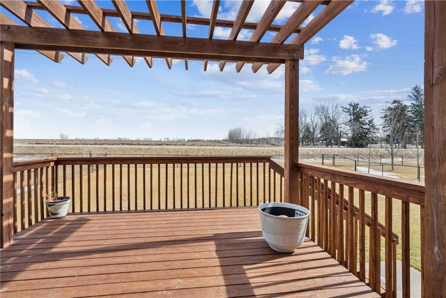 5913 Rock Ridge Drive, Marion, IA 52302