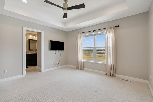 5913 Rock Ridge Drive, Marion, IA 52302