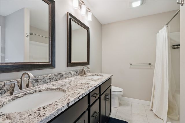 5913 Rock Ridge Drive, Marion, IA 52302