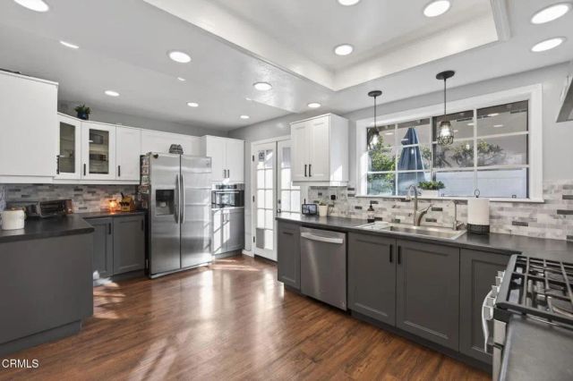 1327 Johnson Drive, Ventura, CA 93003