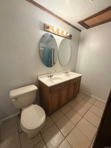 4300 W 9th Street, Little Rock, AR 72204