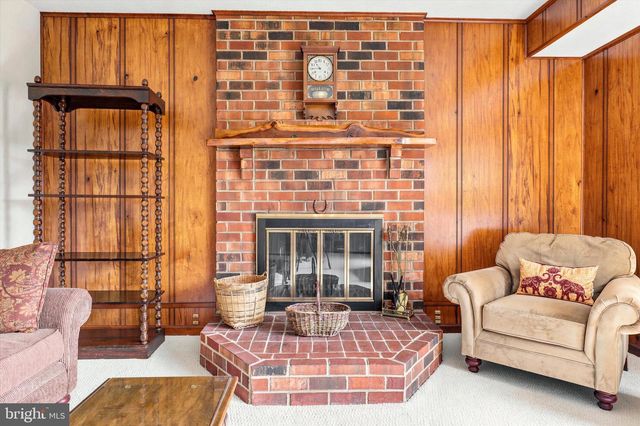 22 WOODSTOCK CIR, Collegeville, PA 19426
