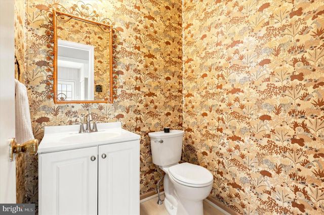 22 WOODSTOCK CIR, Collegeville, PA 19426