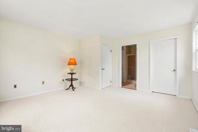 22 WOODSTOCK CIR, Collegeville, PA 19426