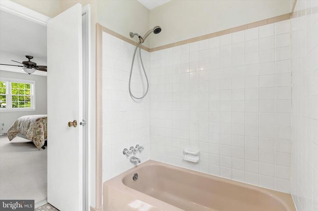 22 WOODSTOCK CIR, Collegeville, PA 19426