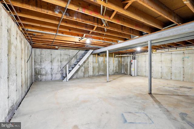 22 WOODSTOCK CIR, Collegeville, PA 19426