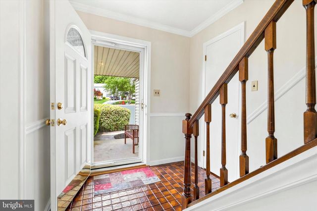 22 WOODSTOCK CIR, Collegeville, PA 19426