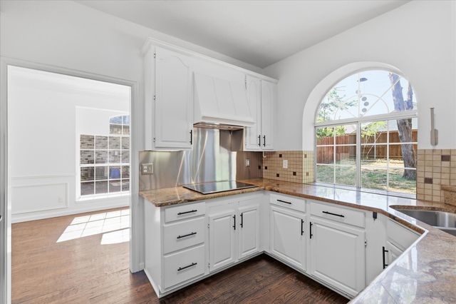 1409 Rider Circle, Grapevine, TX 76051