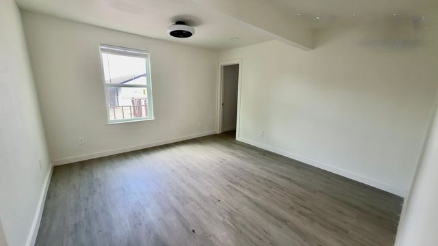 7629 Military Parkway, Dallas, TX 75227