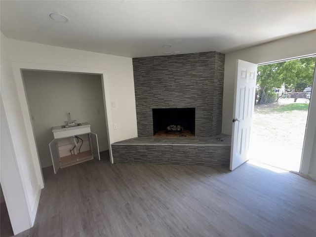 7629 Military Parkway, Dallas, TX 75227