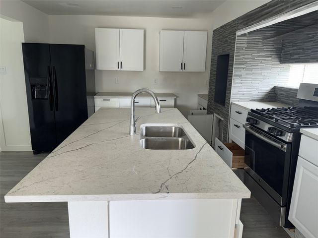 7629 Military Parkway, Dallas, TX 75227