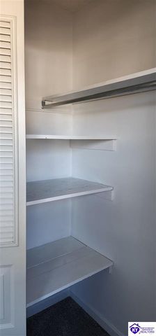 2669 Lake Road North, Radcliff, KY 40160