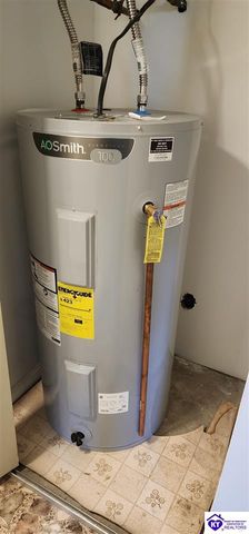 2669 Lake Road North, Radcliff, KY 40160