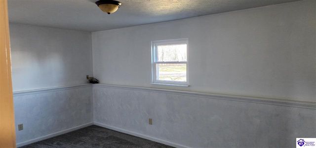 2669 Lake Road North, Radcliff, KY 40160