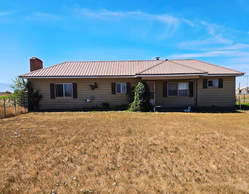 975 W 100 S, Paul, ID 83347