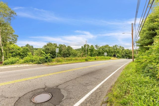 405 Shearer St, Palmer, MA 01069