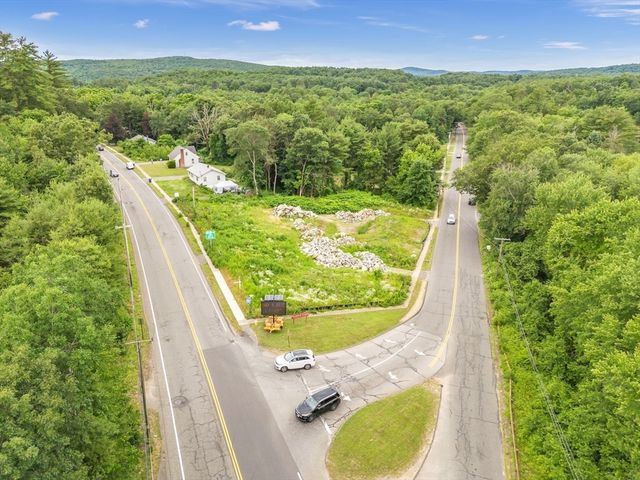 405 Shearer St, Palmer, MA 01069
