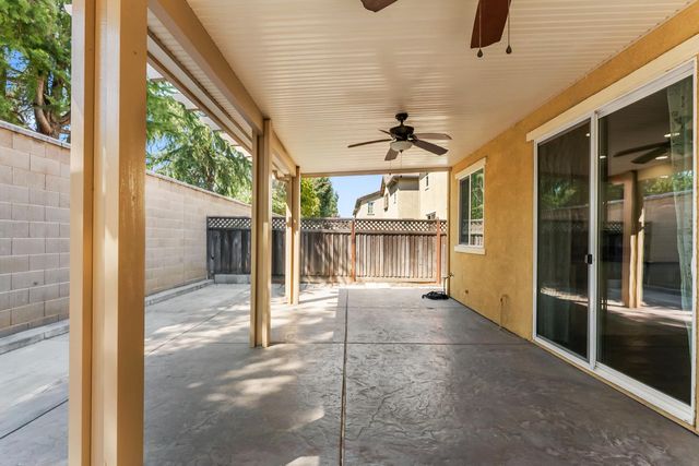 1096 Landmark Cir, Lincoln, CA 95648