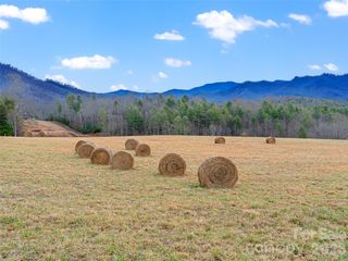 784 Green Young Cemetery Road, Bakersville, NC 28705
