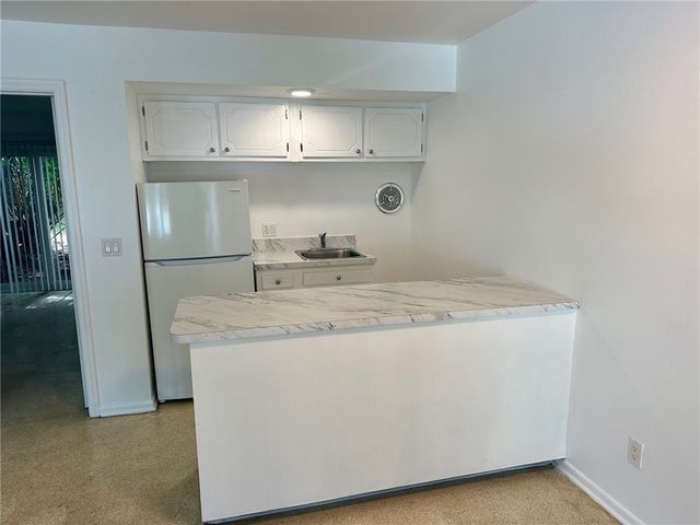 706 19th Street 3, Vero Beach, FL 32960