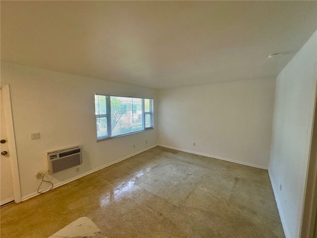 706 19th Street 3, Vero Beach, FL 32960