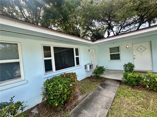 706 19th Street 3, Vero Beach, FL 32960