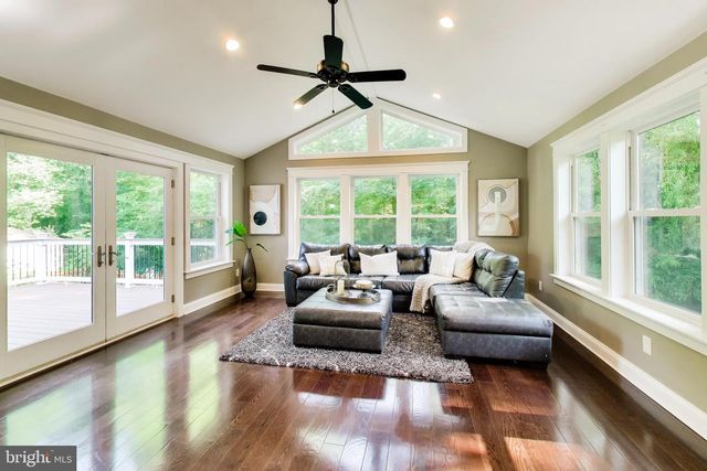8825 STARK RD, Annandale, VA 22003