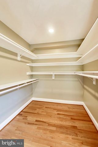 8825 STARK RD, Annandale, VA 22003