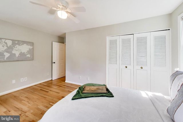 8825 STARK RD, Annandale, VA 22003