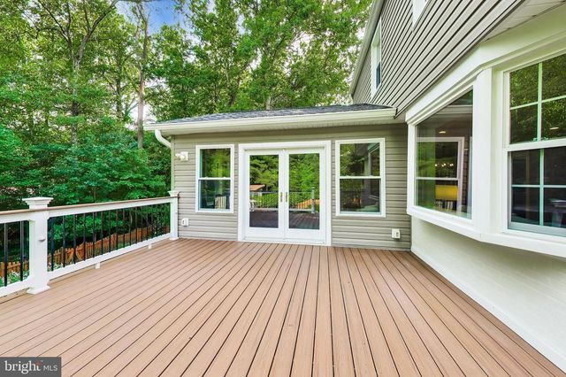 8825 STARK RD, Annandale, VA 22003