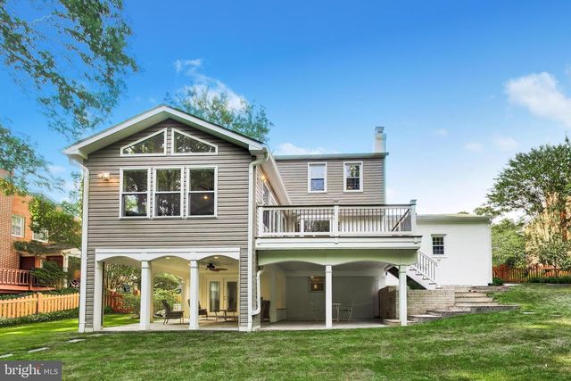 8825 STARK RD, Annandale, VA 22003