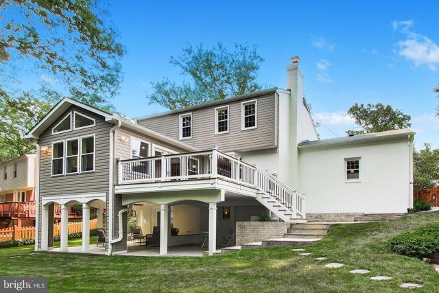 8825 STARK RD, Annandale, VA 22003