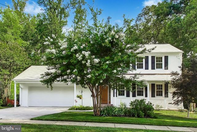 8825 STARK RD, Annandale, VA 22003