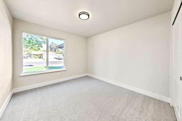 4100 Tallyho Dr, Sacramento, CA 95826