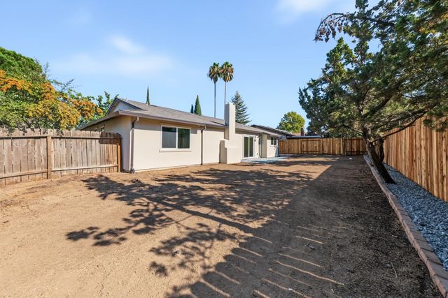 4100 Tallyho Dr, Sacramento, CA 95826